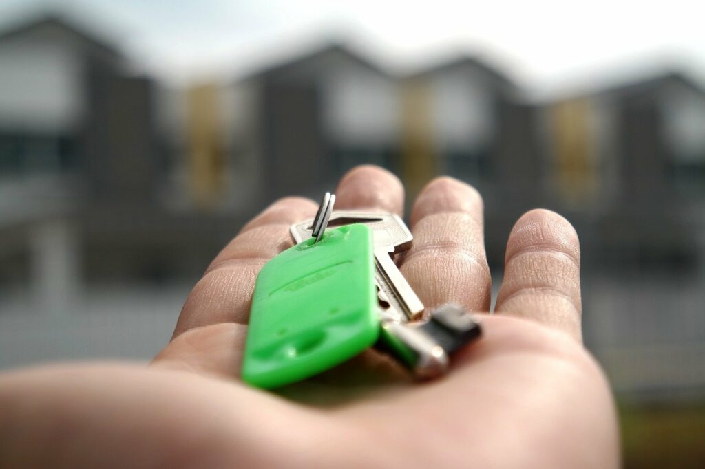 Je veux vendre mon appartement, dois-je faire appel à une agence ?